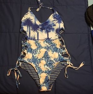 Reversible swimsuit, size XL